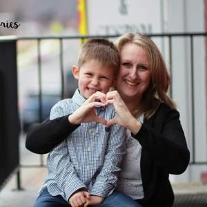 Meet your Posher, Tauna